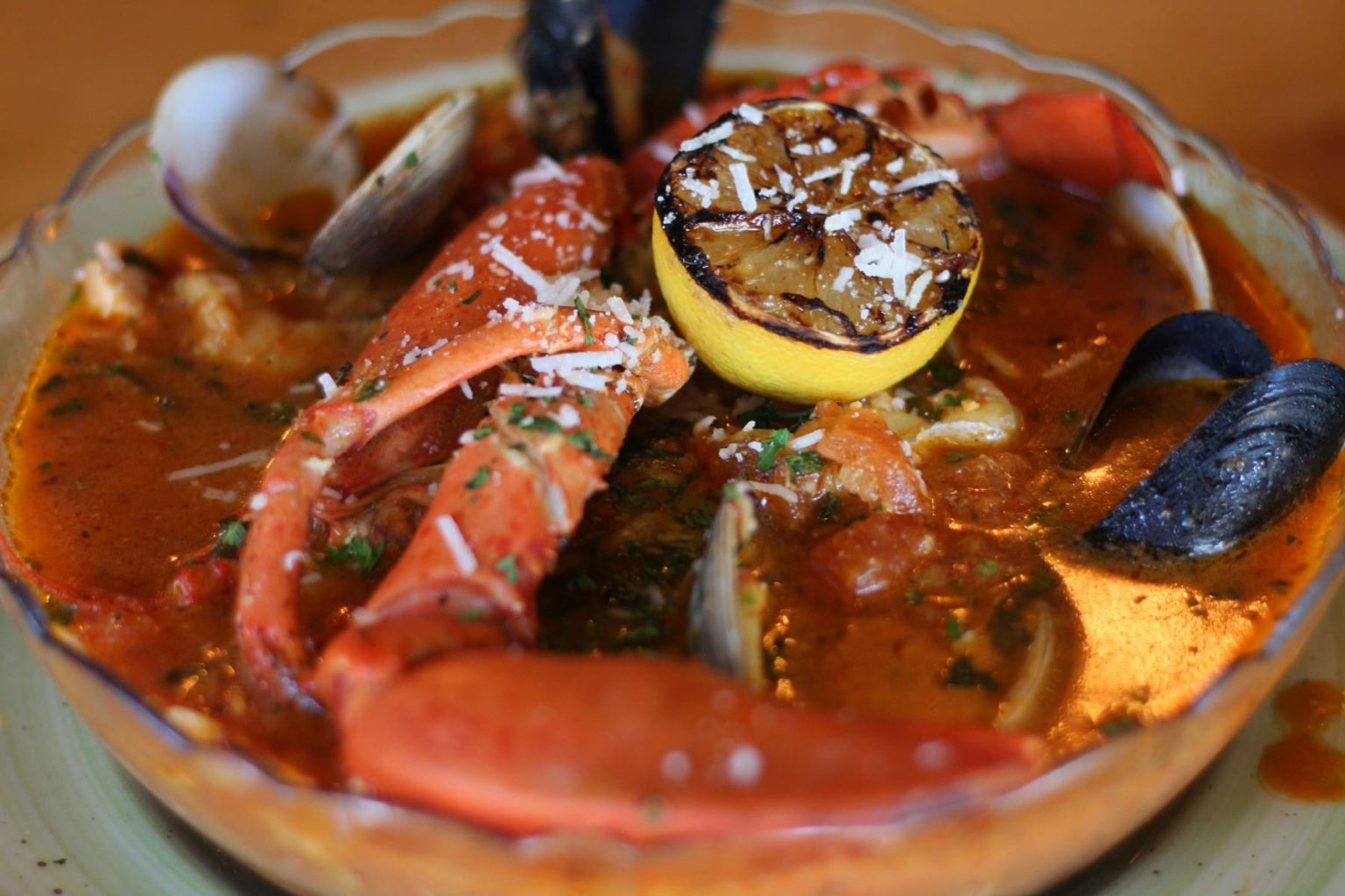 the garlic Authentic Italian Restaurant in New Smyrna Beach the